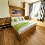 Life Slovenia Hostel