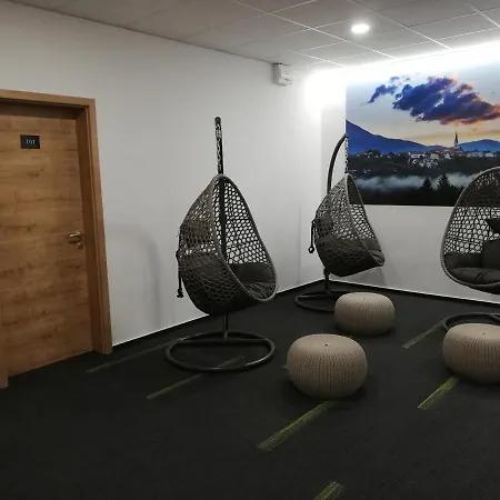 Life Slovenia Vandrerhjem