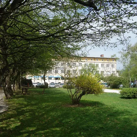 Hostel Life Slovenia *