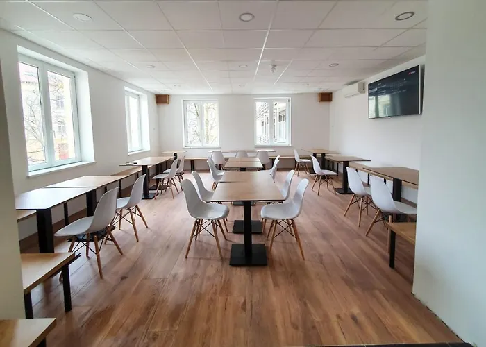 Life Slovenia Hostel *