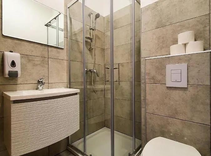 Хостел Life Slovenia Радовлица