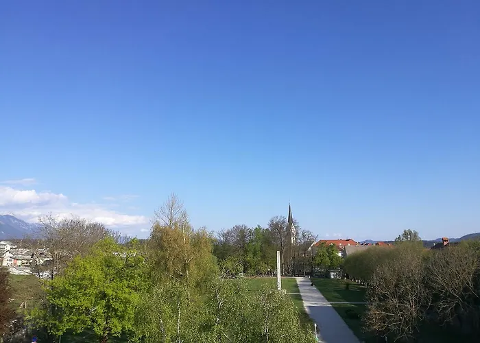 Хостел Life Slovenia *