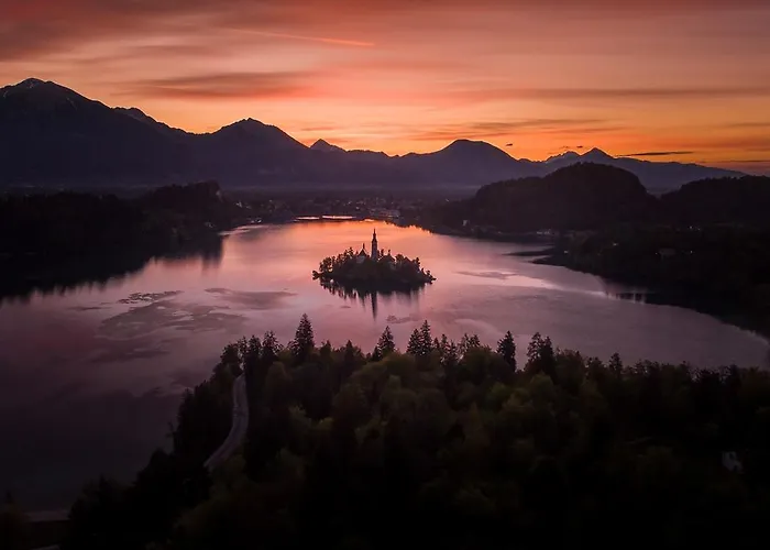 Hostel Life Slovenia *